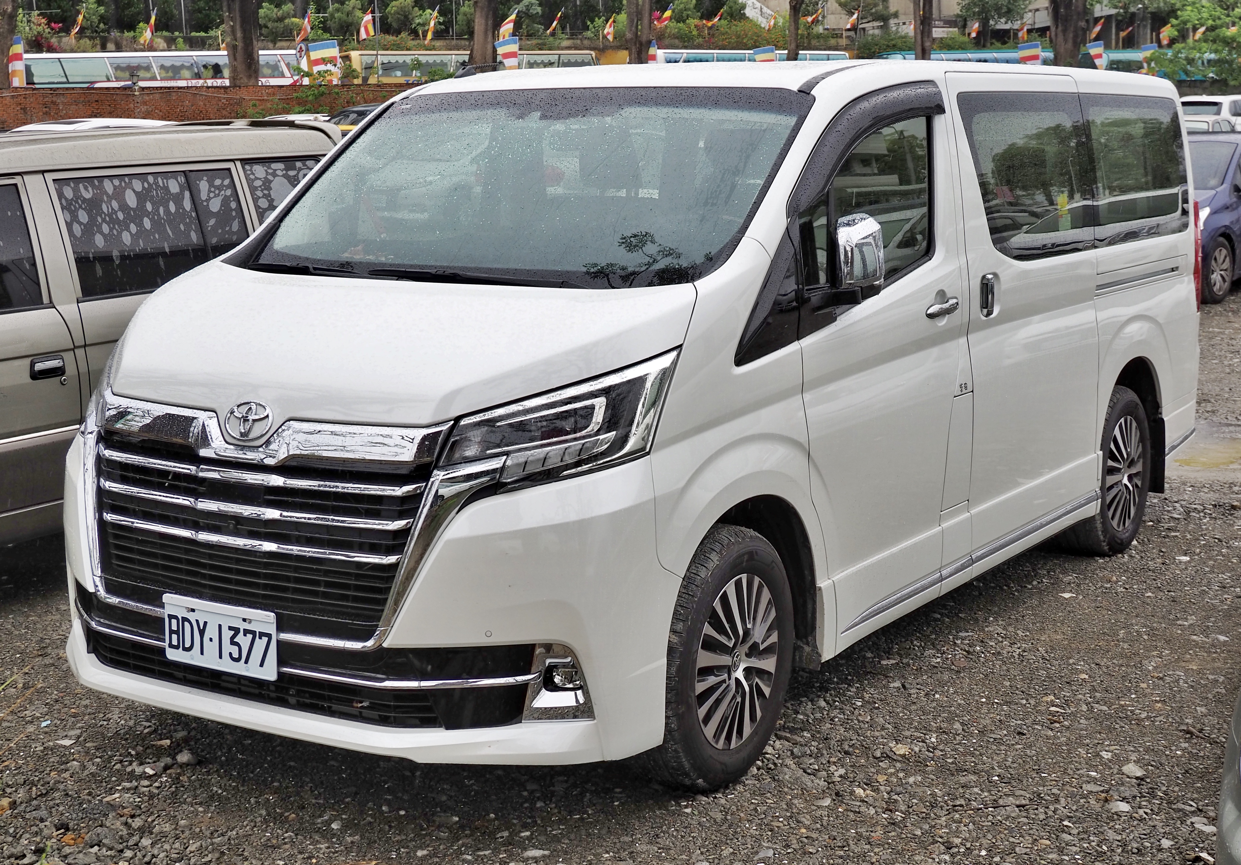 Toyota HiAce VIP Executive Lounge Leather Interior